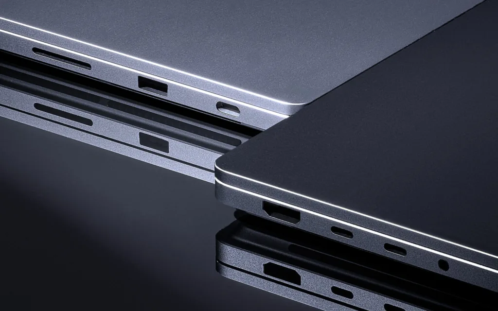 porty surface laptop ultra