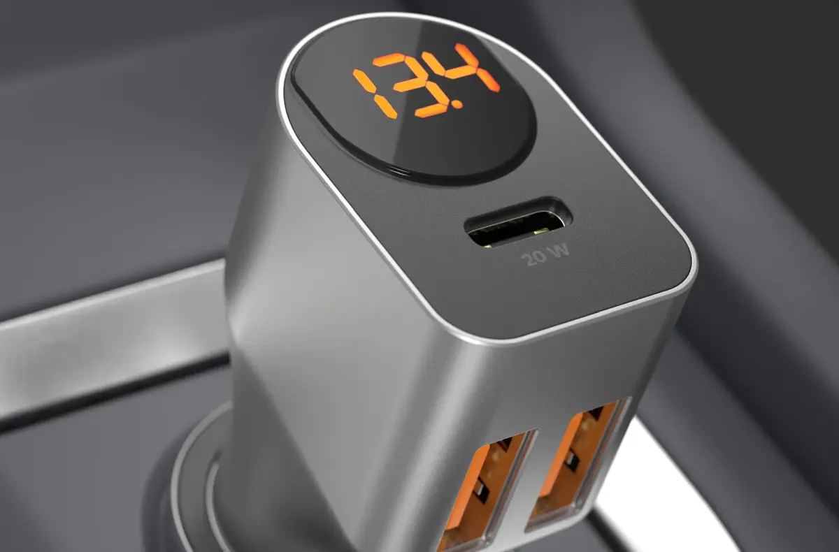 AlzaPower Car Charger P530 v aute