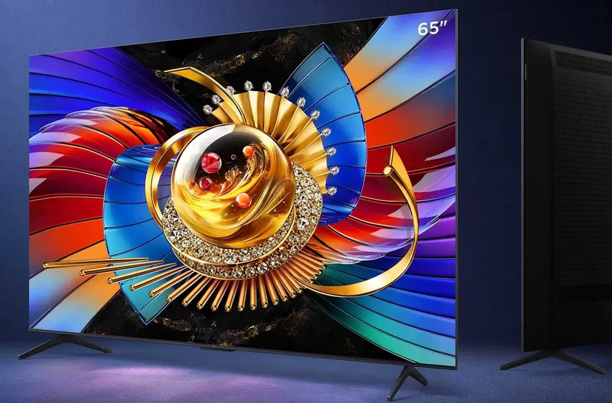 TCL 65Q7D PRO¨predni a zadni strana oficialni