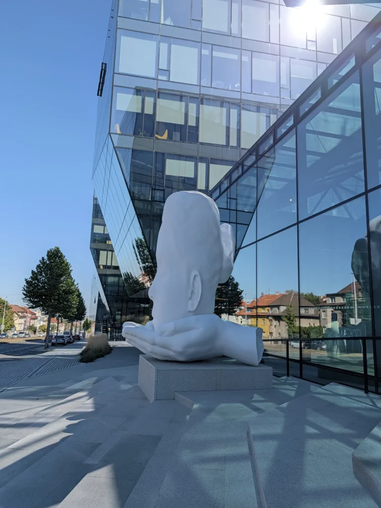 Pixel 11 Pro XL hlavni fotoaparat 1x zoom 36