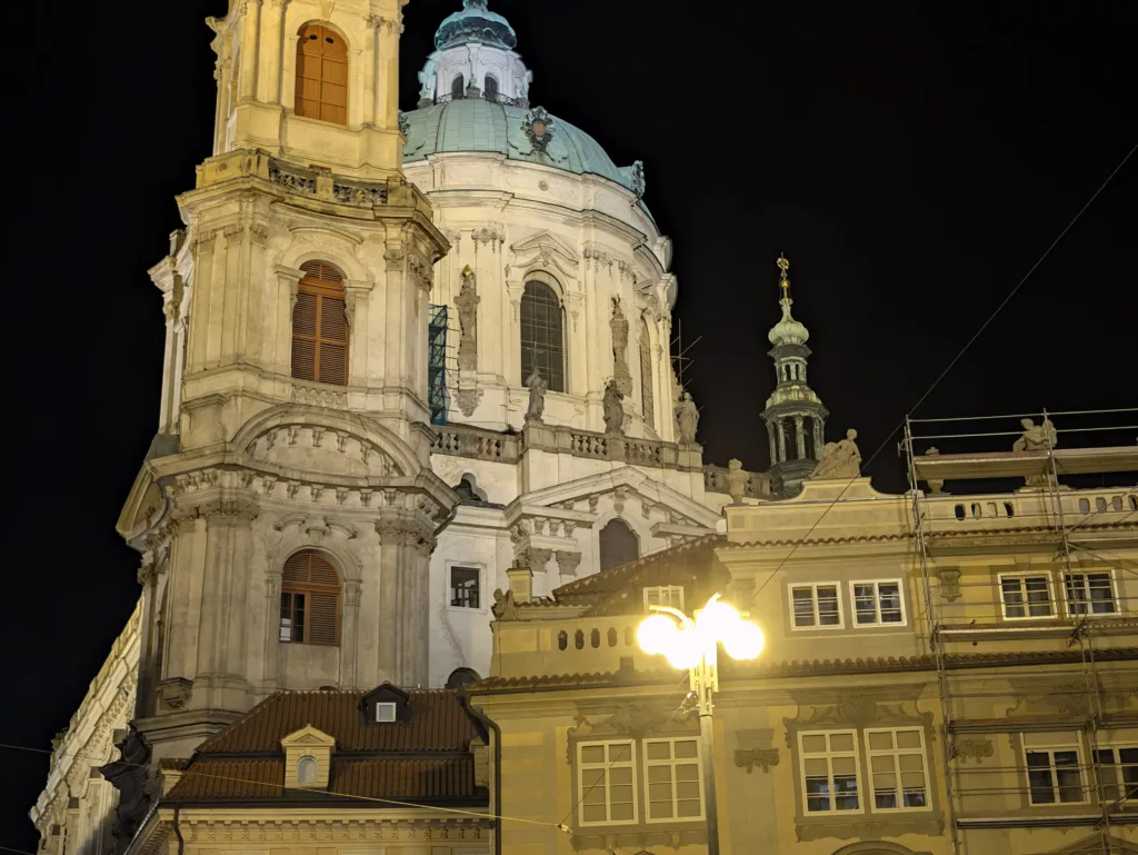 nocni Pixel 11 Pro XL hlavni fotoaparat 2x zoom 88