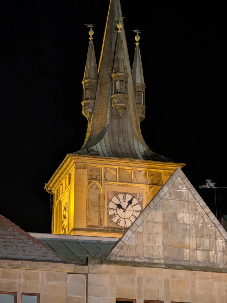 nocni Pixel 11 Pro XL teleobjektiv 5.1x zoom 134
