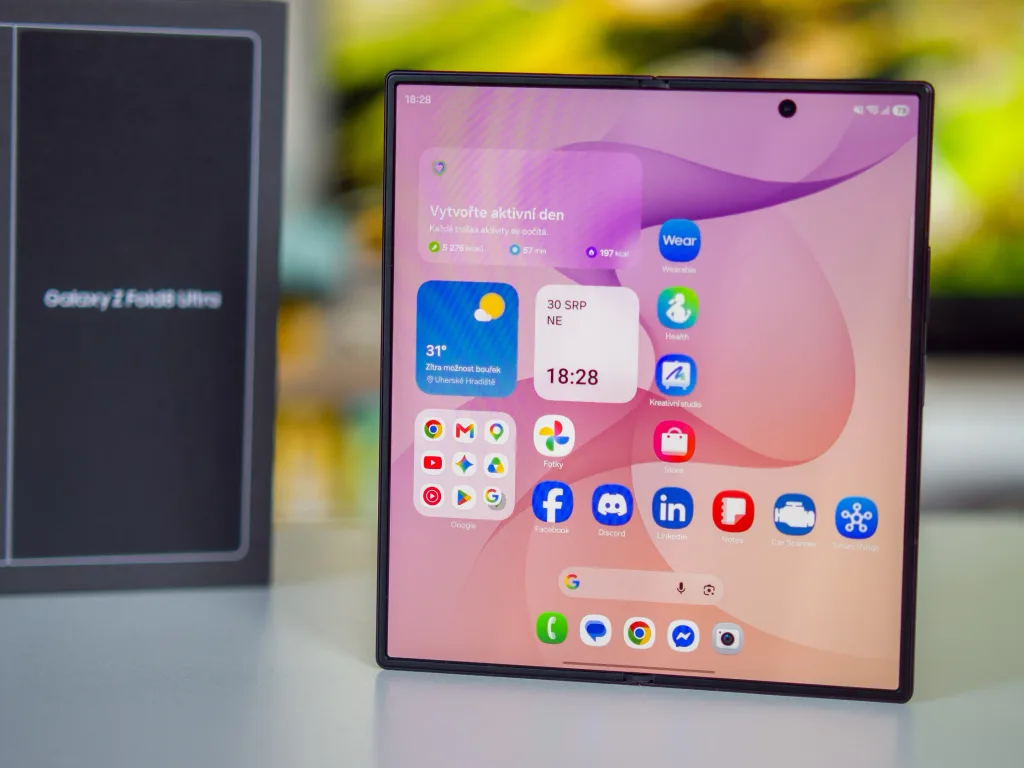 Samsung Galaxy Z Fold8 Ultra vnitřní displej