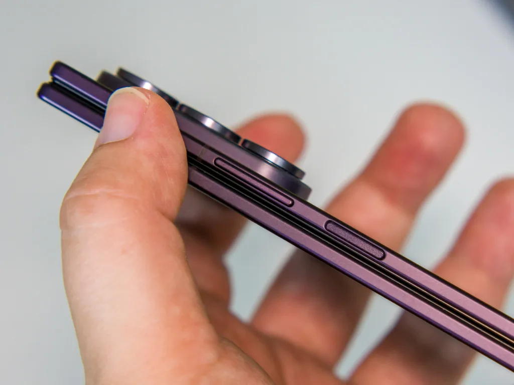 Samsung Galaxy Z Fold8 Ultra čtečka otisků