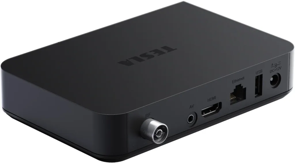 TESLA MediaBox XT850 render s porty