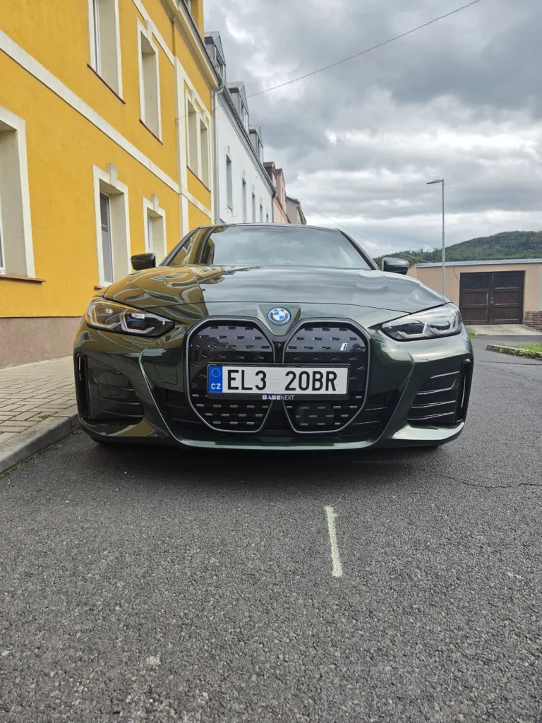 fold8 bmw hlavni