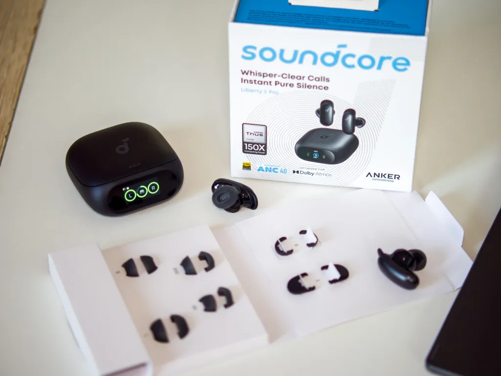 soundcore Liberty 5 Pro balení